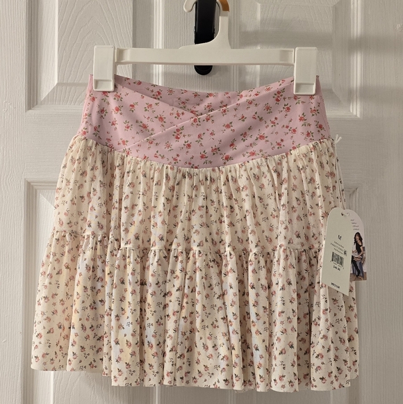 Blogilates 4 Piece Bundle - Picture 15 of 16